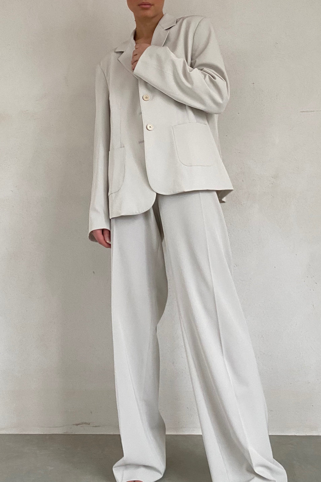Creamy White Full Suit